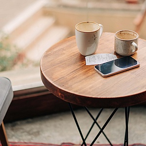 The Evolution of Coffee Tables in Modern Living Spaces